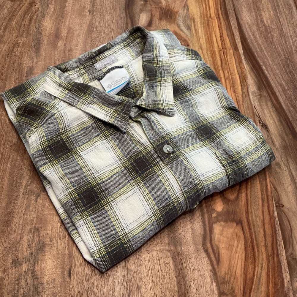 Columbia Mens Flannel Shirt Large Regular Fit Plaid Button Up Long Sleeve